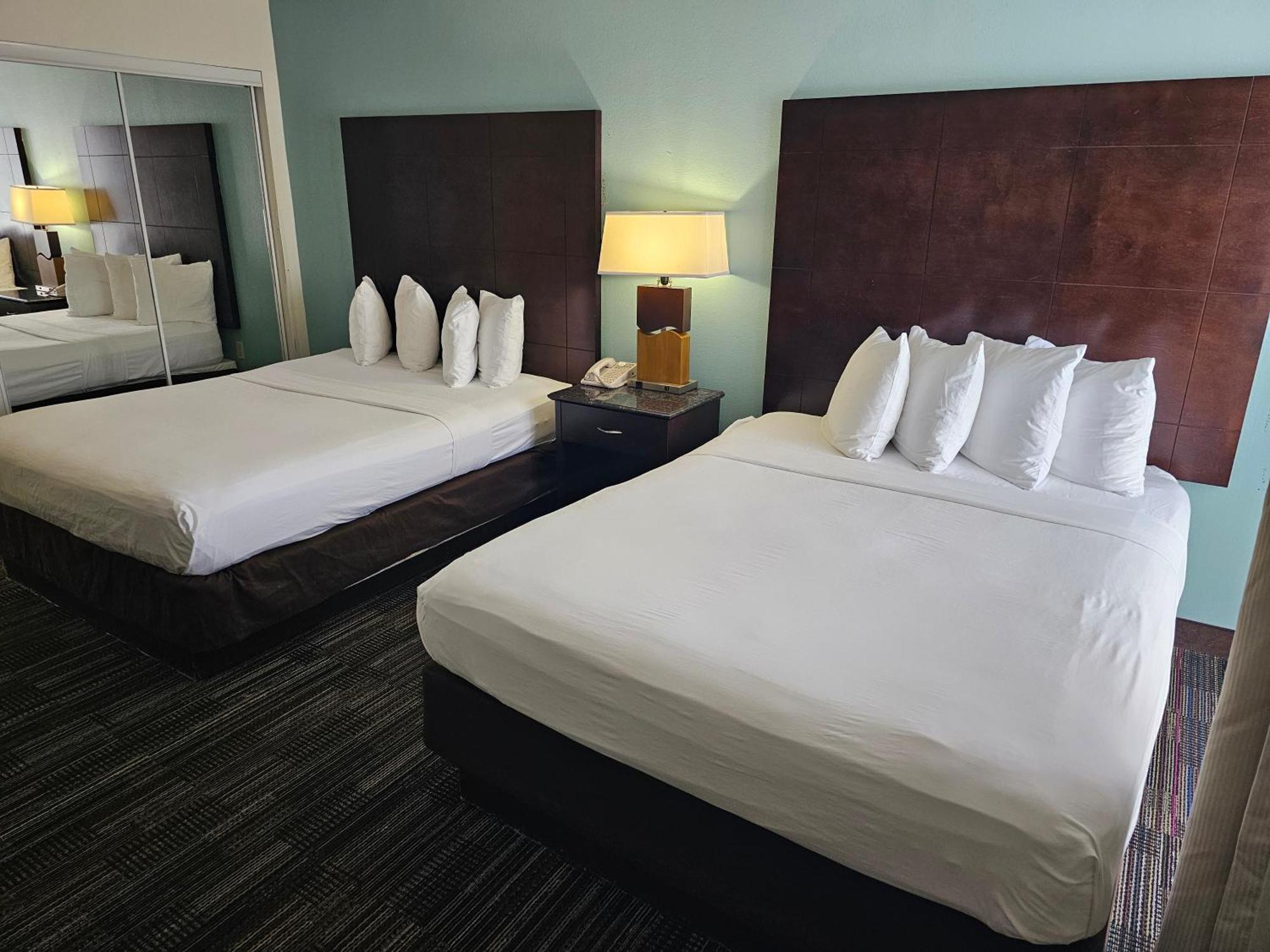 Montreal Suites Orlando Eksteriør billede